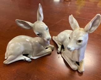 Lladro of Spain porcelain figurines, note one figurine has a chip on ear