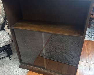 Buy it now-$40
Measures 41”x34”x12”