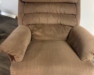  Buy it now-$125
La-z-boy Recliner