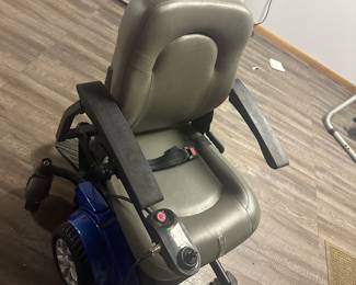Buy it now-$1200 obo
Works!! Compass Sport Power Wheel Chair $3860 new on Amazon right now