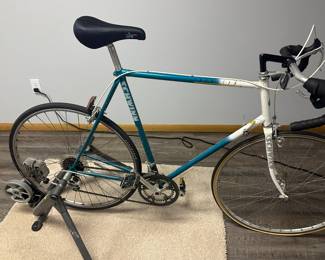 Buy it Now-$100
Schwinn Traveler Bike and cycleops