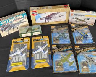 Model Airplane Kits Diecast Planes