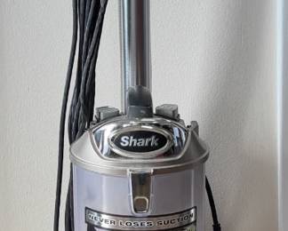 Shark LiftAWay Pro Complete Vacuum Cleaner