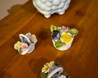 Porcelain miniatures