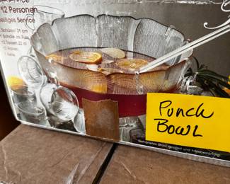 Punch bowl set