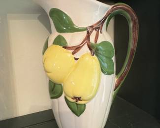 Ceramic pitcher with lemon motif