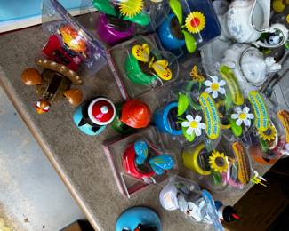 Bobble head collection
We probably have 50 of these of all sorts