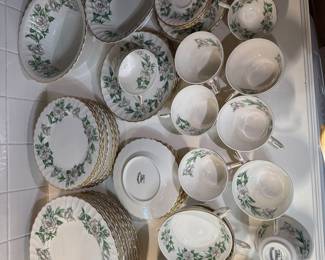 Huge set of Syracuse china, Gardenia pattern