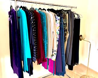 Assorted clothing - LG