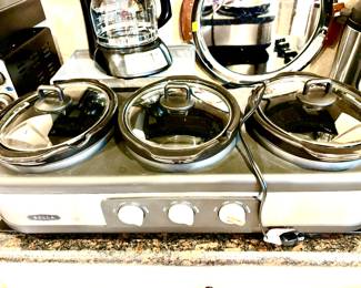 Triple buffet slow cooker