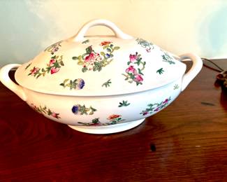 Rose Famille tureen