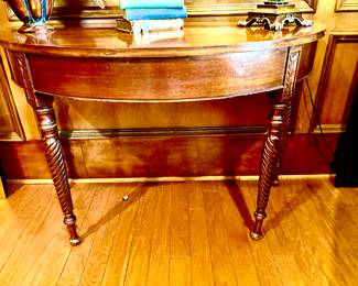 Elegant vintage console table