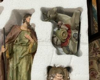 11 piece nativity set still in the original box