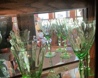 Uranium wine goblets