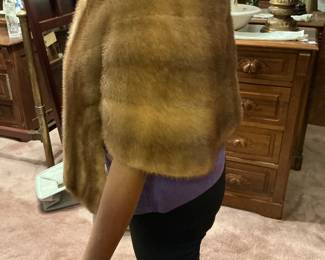 Gorgeous, Mink Stole