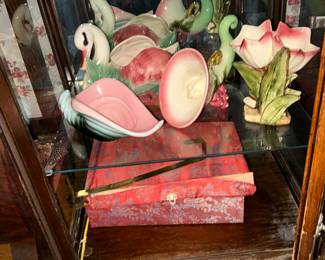 Several hull pieces, Roseville faces