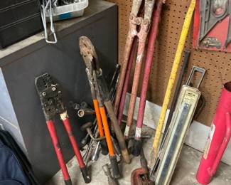 Bolt cutters levelers, other various tools