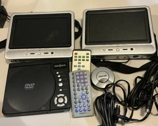 Twin, Set DVD player with all accessories