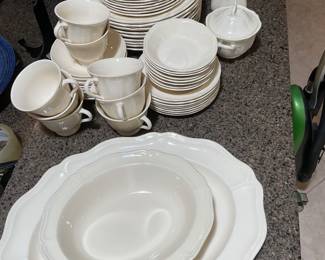 Wedgewood China, Queen's Plain