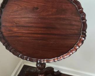 Antique Tilt-Top Pedestal Table