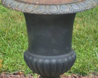 Cast iron planter