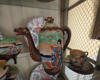 Japanese tea pot 