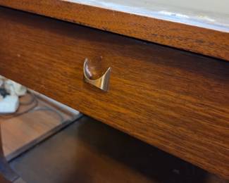 #53	Wood Mid-Century Style Broyhill End Table w/1 drawer - Project piece as is finish - 22x15x22	 $45.00 
