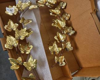 #197	Pair of MCM Gold Leaves Wall Hanging - 19" - Home Interiors	 $25.00 
