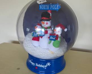 #44	Vintage Style Gemmy Musical Light  Christmas Happy Holidays Snowmen Snow Globe - 14"	 $20.00 
