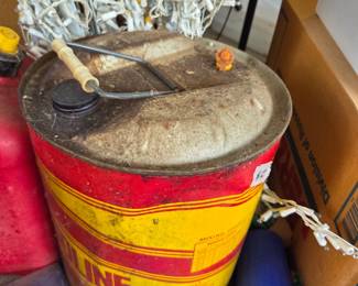 #127	Red Gasoline Metal Pour Style 5 Gallon Gas Cans	 $20.00 
