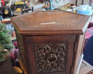#129	Wood look Hexagon End table w/1 Door (as is Finish and handle) - 24x24x18	 $20.00 

