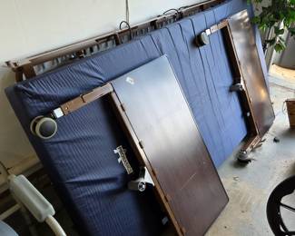 #180	ProBasics Hospital Bed (working w/mattress)	 $25.00 
