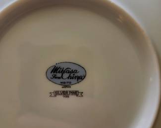 #220	Mikasa fine China Meito Japan "Silver Pine" 95 pc set	 $225.00 
