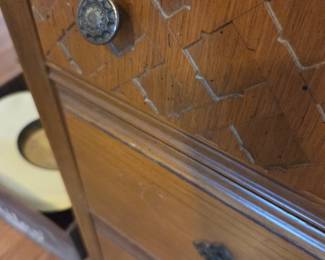 #55	Bassett Wood Dresser w/9 Drawers & Mirror - (as is finish and some drawers) - 60x18x31  Mirror - 30x40	 $125.00 
