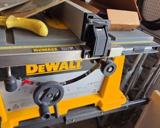 #139	Dewalt Table Saw w/Portable Stand DW744 10" Blades	 $220.00 

