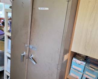 #103	Statesman 2 Door Metal Storage Cabinet w/split shelves - 35x18x72	 $65.00 
