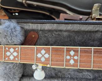 #231	Morgan Monroe Banjo w/Hard Case 	 $100.00 
