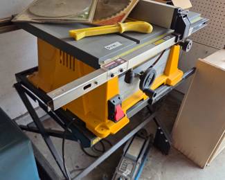 #139	Dewalt Table Saw w/Portable Stand DW744 10" Blades	 $220.00 
