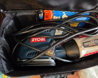#147	Ryobi Palm Sander w/soft-sided Case	 $35.00 
