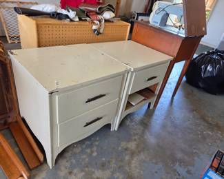 #175	Wood 2 Drawer End Table (one drawer busted) Craft Project Needs Love - sold as a set - 22x20x23	 $30.00 
