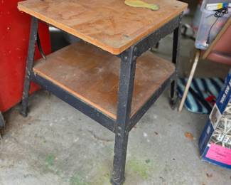 #156	Work Bench Top Metal/Wood Table (as is top)  28x20x29	 $25.00 
