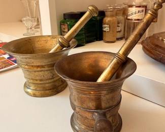 Antique brass mortar and pestle set, vintage apothecary pharmacy tool, rustic decor