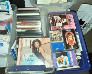 CD'S & CASSETTES