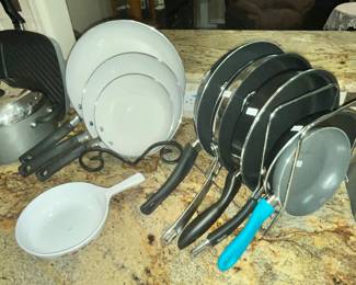 LOTS OF SKILLETS