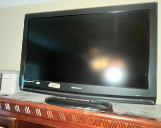 ONE OF TWO EMERSON TV'S 