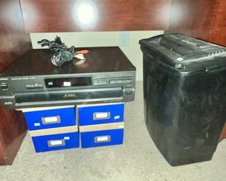 TECHNICS 5-DISC CD CHANGER & SHREDDER