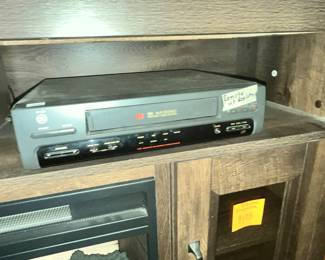 GE VHS VIDEOTAPE DECK
