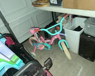 LITTLE GIRL'S BIKE