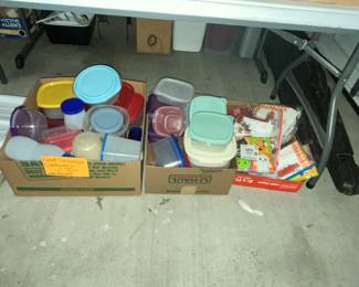 TUPPERWARE