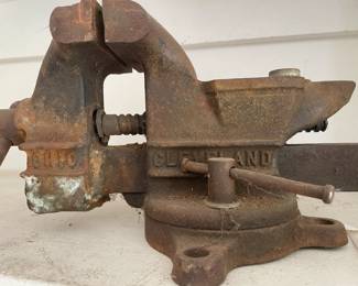 "CLEVELAND, OHIO" Bench Vice